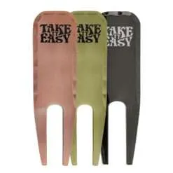 Alternative view of Take It Easy Divot Tool